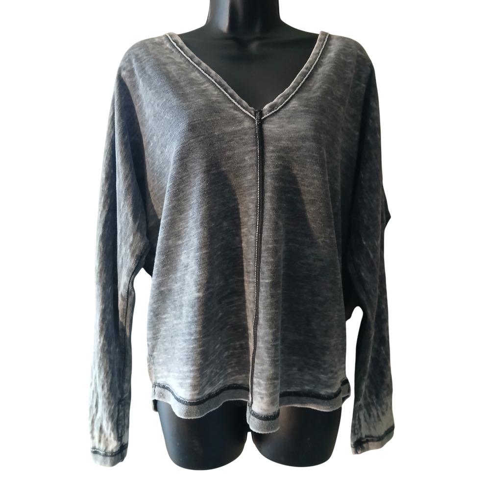FP Movement Free People Active‎ V-Neck Sweatshirt Gray Faded Oversized Lettering